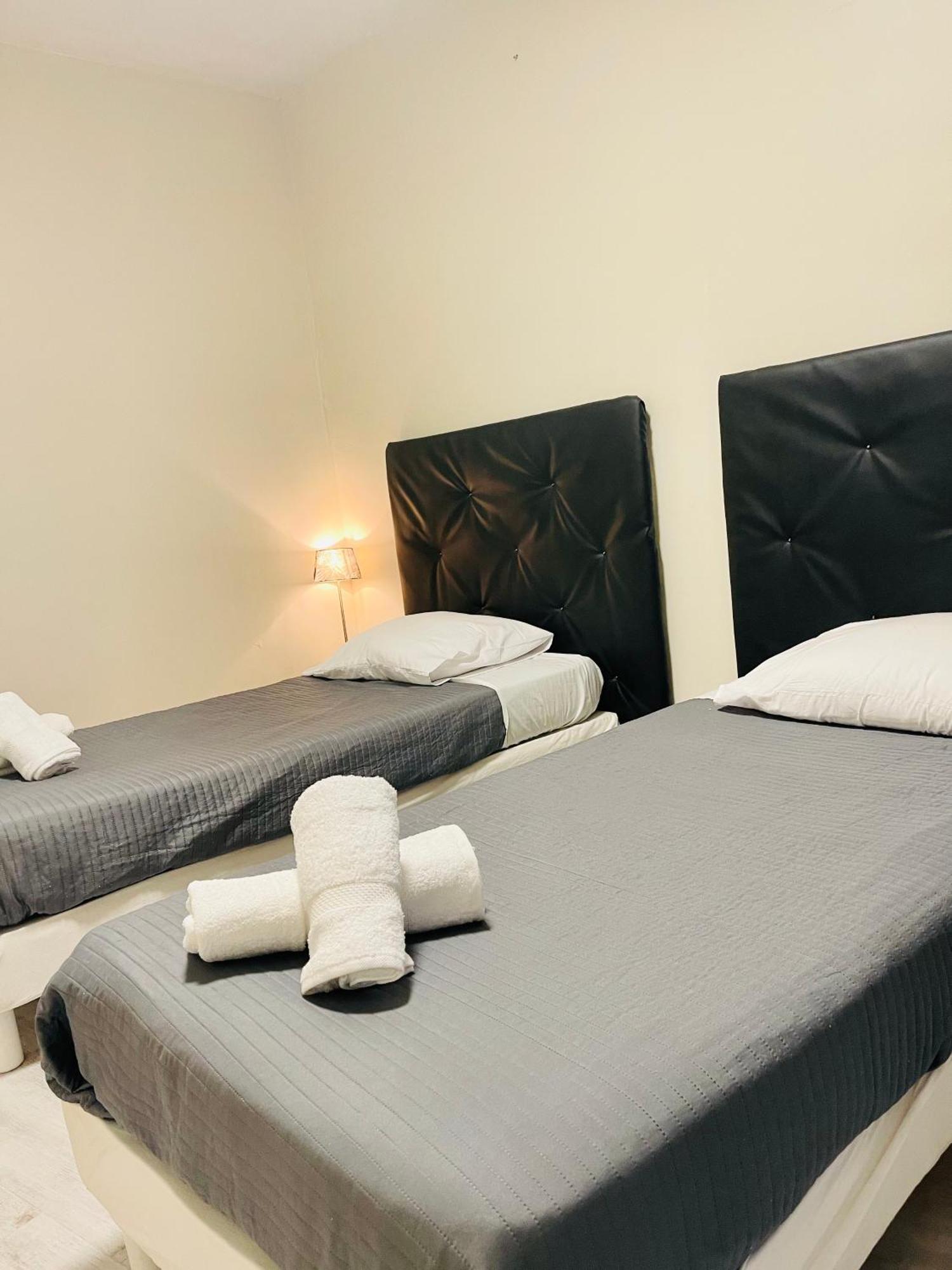 Le Carre Gambetta Apartment Каркасон Екстериор снимка