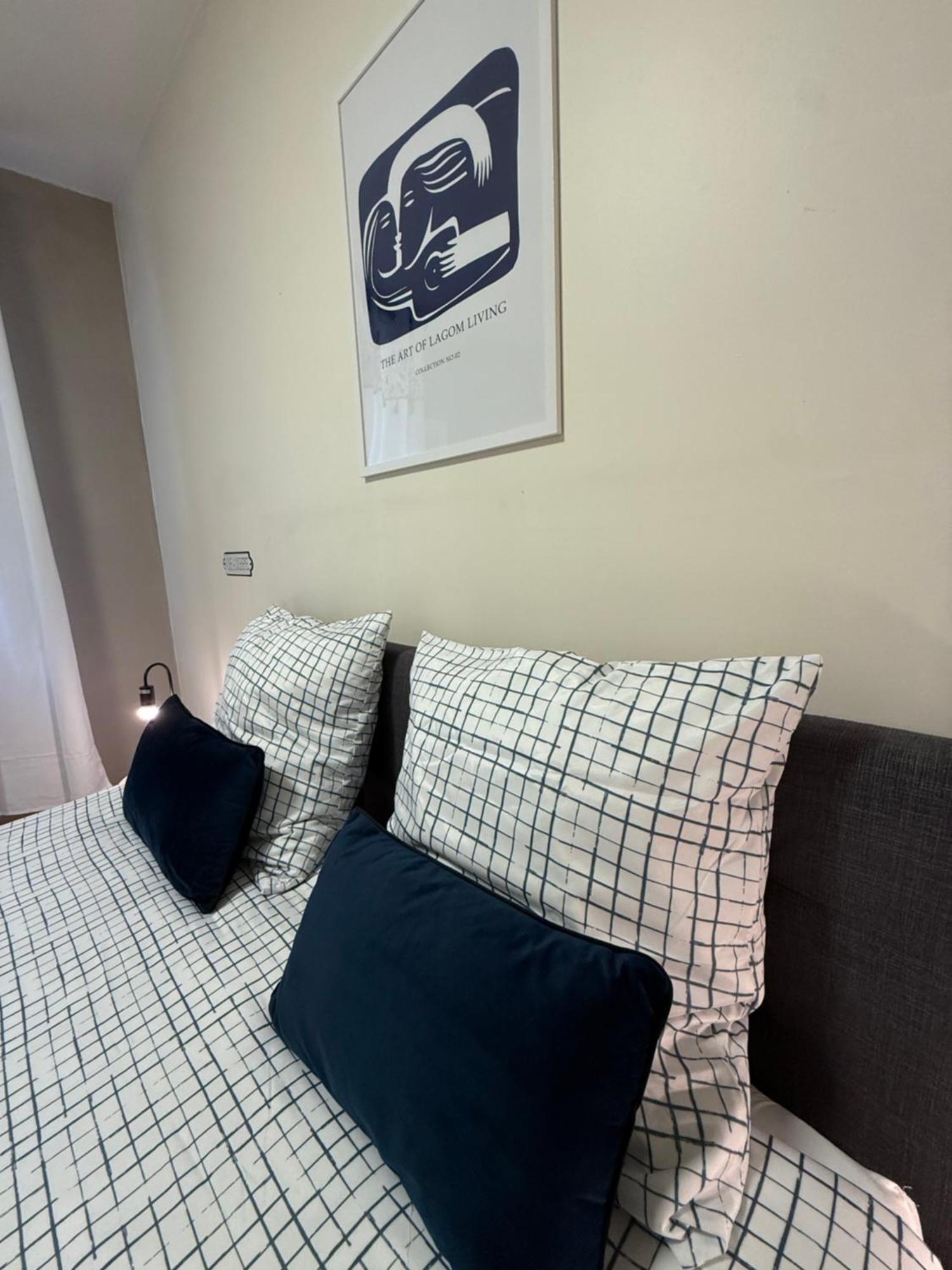 Le Carre Gambetta Apartment Каркасон Екстериор снимка